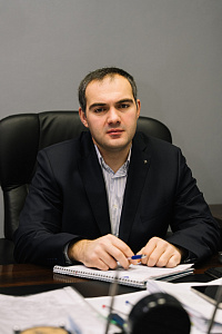 <p>Дряев Дмитрий Эрикович</p>